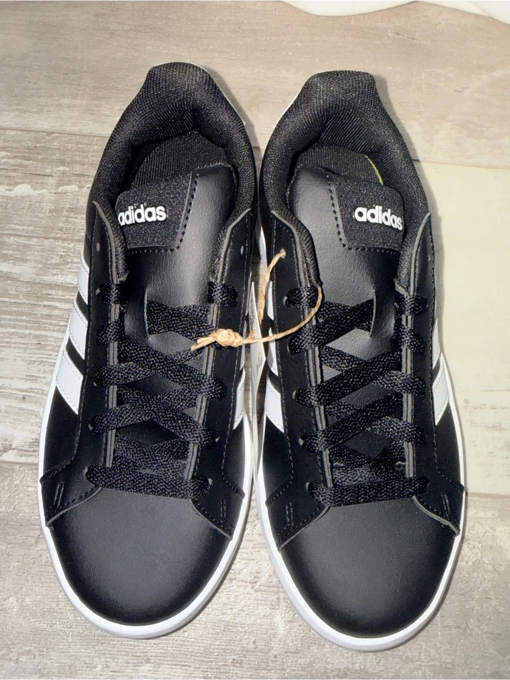 Adidas Grand Court 3.0 Kids 3.5 Black White Sneakers NWT